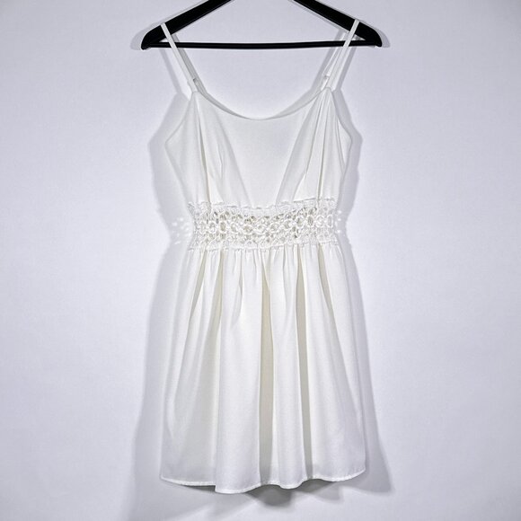 Forever 21 White Dress Cutout Middle‎ Size M ~ - Picture 1 of 12